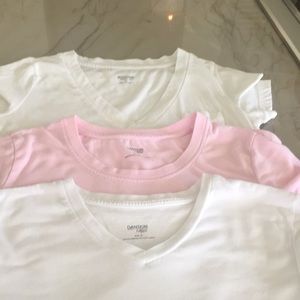 Set of three t shirts. Size small